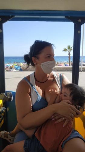 32-200810 ROSA Y SARA